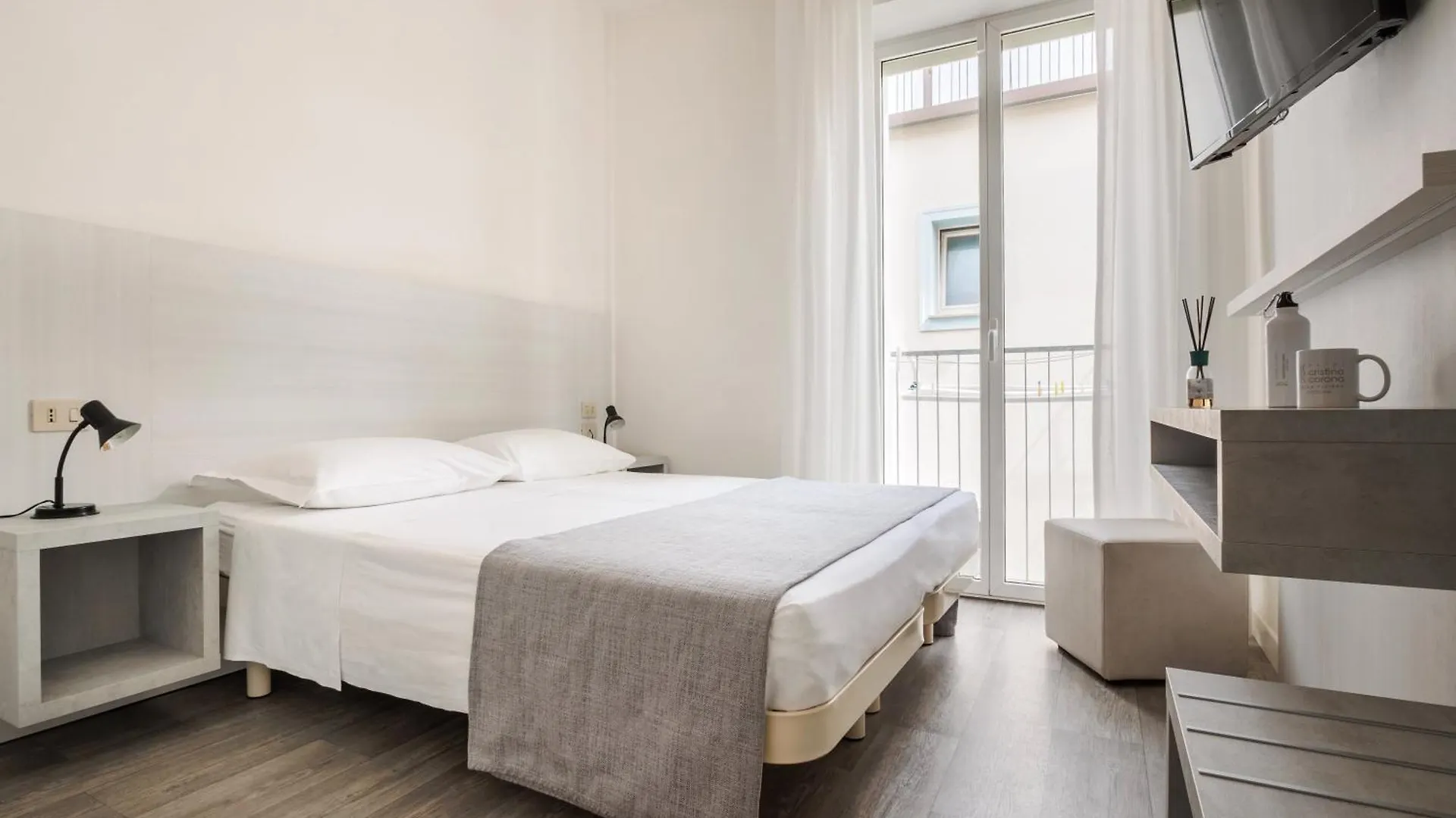 Hotel Cristina Corona Cattolica